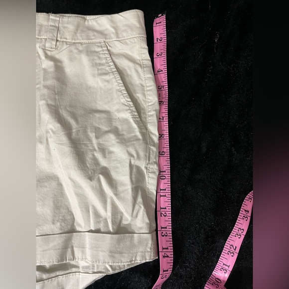 H&M Women's Beige Shorts. Size 6. NWT - Picture 6 of 7